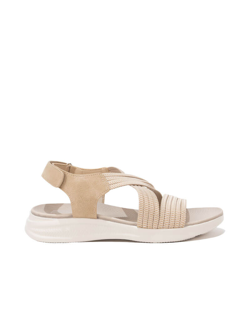 Sandales à brides croisées